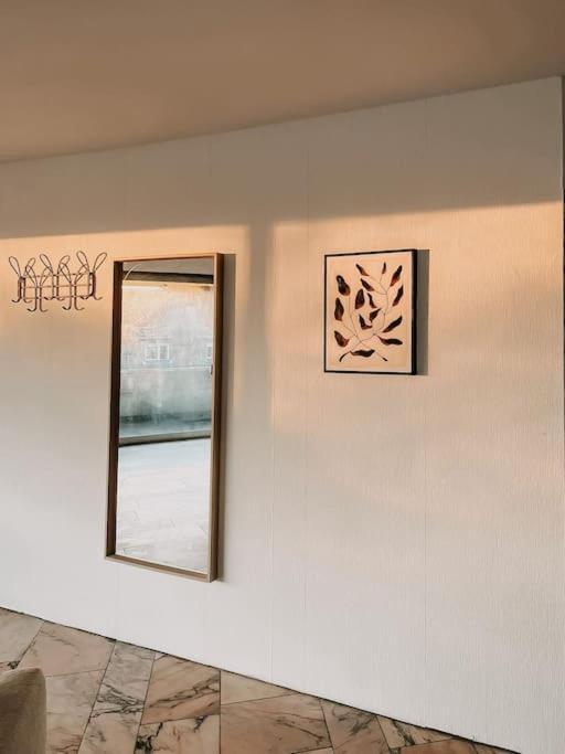 Apartment Wohnen Im 3 Laendereck! Essen, Muelheim, Oberhausen. Bsdg