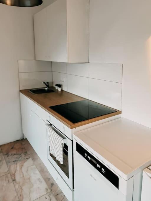Lejlighed Wohnen Im 3 Laendereck! Essen, Muelheim, Oberhausen. Bsdg *