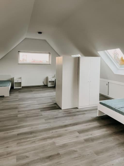 Apartment Wohnen Im 3 Laendereck! Essen, Muelheim, Oberhausen. Bsdg Essen